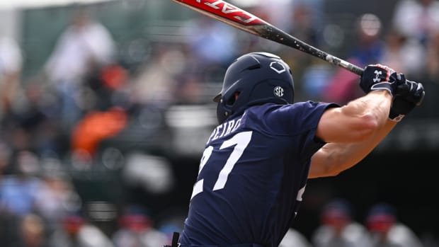 Auburn Outfielder Bobby Peirce (27)_20240302_BSB_vs_UConn_GB_007
